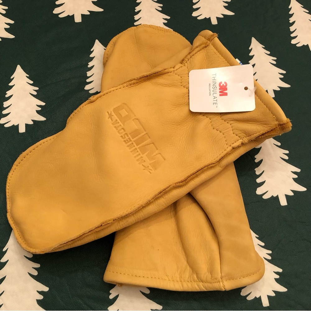 🎉HP🎉MINNESOTA WILD 3M Thinsulate Tan Leather Gloves 🏒